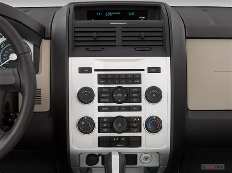 2008 Mercury Mariner: 11 Interior Photos | U.S. News