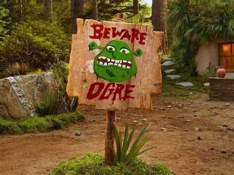 Airbnb Wants You To Live Like An Ogre At Shreks Iconic Swamp House