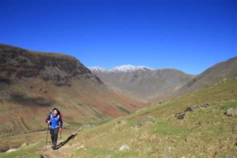 How to climb Scafell Pike in winter | Route guide and safety tips