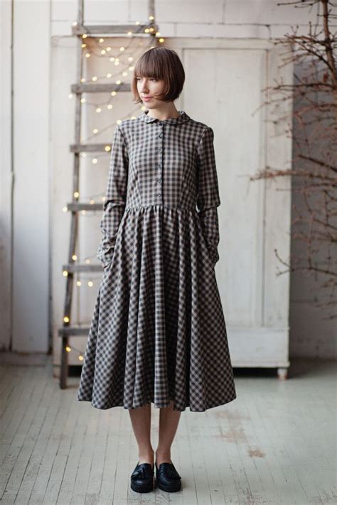 GREY TARTAN DRESS | Classic linen dress, Feminine dress, Tartan dress