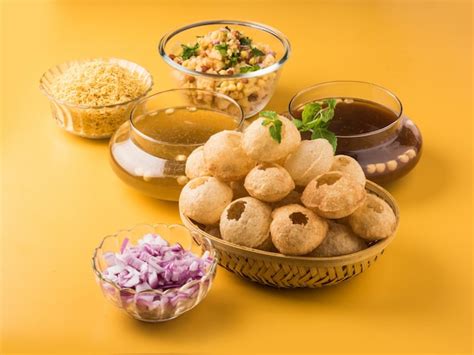 Premium Photo Panipuri Or Fuchka Or Gupchup Or Golgappa Or Pani Ke