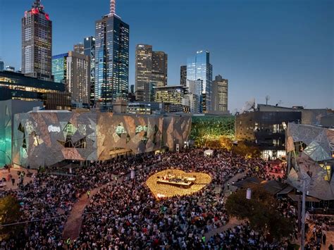 Download Melbourne Federation Square Event Dusk Wallpaper