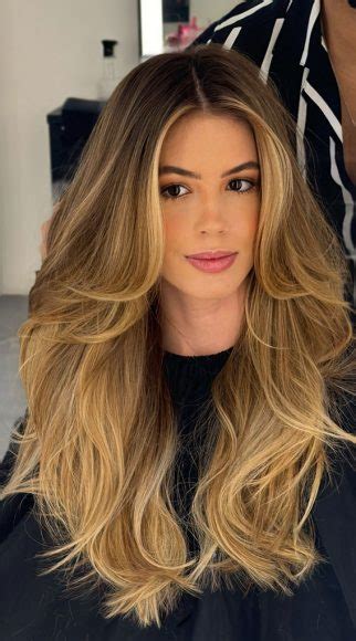 Fabulous Balayage Hair Colour Ideas For Caramel Butter Blonde