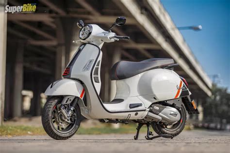 รวว Vespa GTS Super Sport 150 i Get ABS 2023 อปเกรดความสปอรตมากยงขน