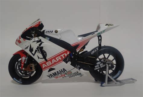 Yahoo Pma Minichamps Yzr M