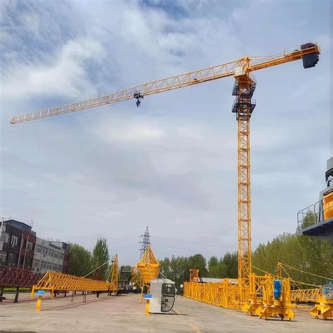 Qtp250 7025 Flat Top Tower Crane China Crane And Hydraulic Shop Crane