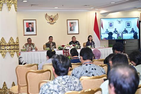 Foto Kasetpres Luncurkan Logo Hut Ke Ri Nusantara Baru Indonesia Maju