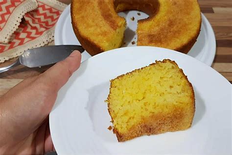 Bolo de milharina coco perfeito para a hora do café