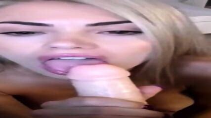 Vivianishere Webcam Dildo Blowjob