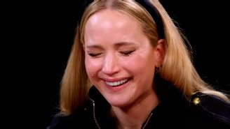 Jennifer Lawrence Started Panicking And Had A Hot Sauce Inspired Breakdown During Her Hot
