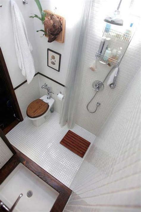 C Mo Ahorrar Espacio En Ba Os Diminutos Tiny Bathrooms Tiny House