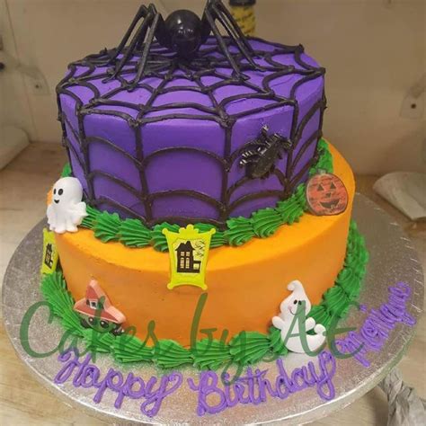 2 Tier Halloween Cake All Buttercream Only My Second 2 Tier Cake Tiered Cakes Cake