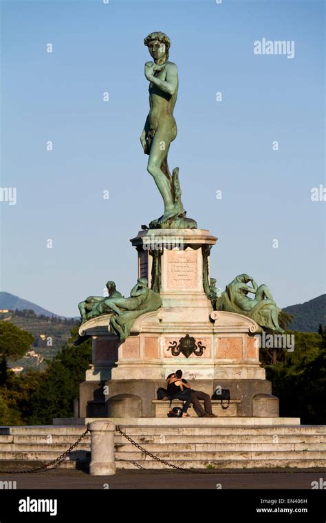 Michelangelos Estatua De David En Piazzale Michelangelo Florencia Fotos