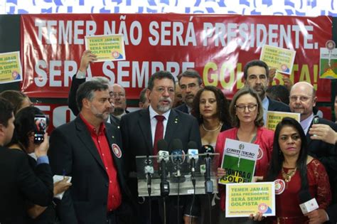 Pt E Pcdob Lan Am Movimento Temer O Ileg Timo E Prometem Oposi O A