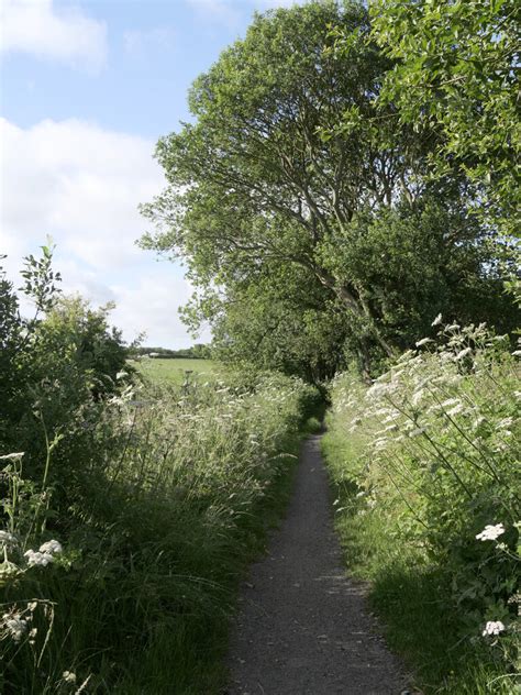 The Cinder Track Staintondale Habiloid Cc By Sa Geograph