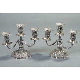 Pareja De Candelabros De Tres Luces En Plata Inglesa Punzonada Con