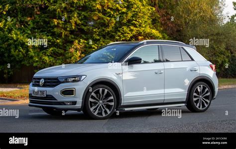 Vw t roc style hi-res stock photography and images - Alamy