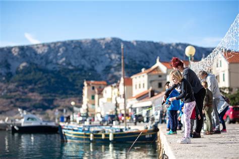 Baška vabi na čaroben advent na otok Krk Avtokampi si