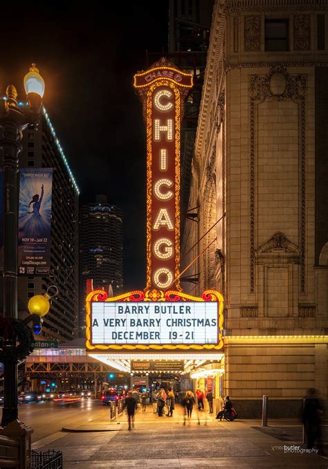 The Chicago Theatre - Chicago, Illinois in 2023 | Theater chicago, Chicago, Roseland