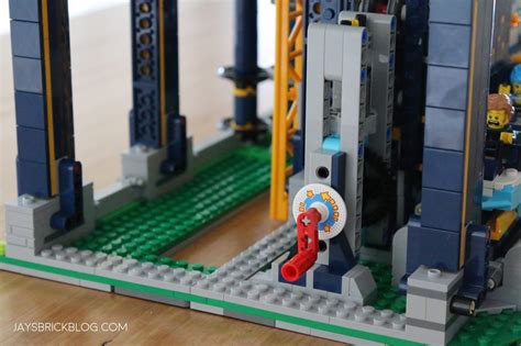 Review: LEGO 10303 Loop Coaster - Jay's Brick Blog
