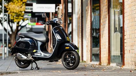 2020 Vespa Gts 300 Supertech Hpe Review Nz Autocar