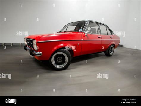 Ford Escort Mk2 Ghia Hi Res Stock Photography And Images Alamy