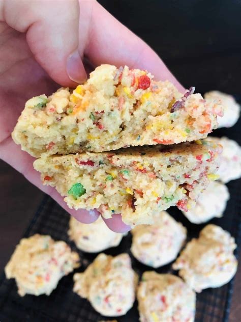 Fruity Pebbles Cheesecake Cookies Hungry Six