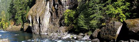 Camping, RV Parks, Campgrounds - Umpqua River, Oregon