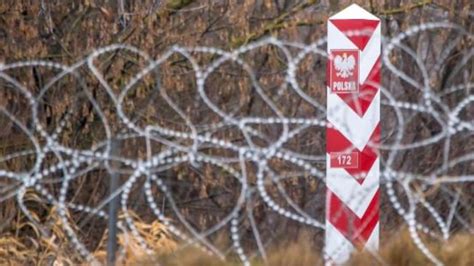 Granica Kolejni Migranci Pr Bowali Przedosta Si Z Bia Orusi Do Polski