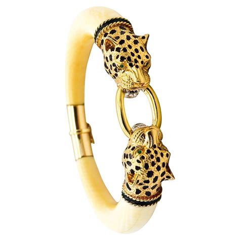 Gay Freres 1970 France Enameled Leopards Bracelet In 18Kt Gold Emeralds