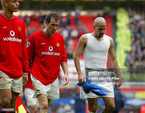 Juan Veron Manchester Photos and Premium High Res Pictures - Getty Images