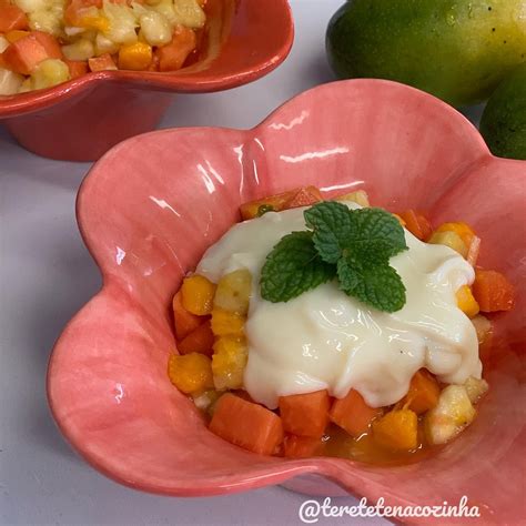 Salada De Frutas Um Creminho De Leite Condensado Para Fazer