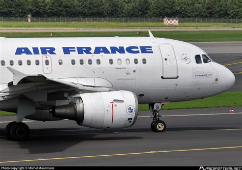 F Gugi Air France Airbus A Photo By Michel Mourmans Id