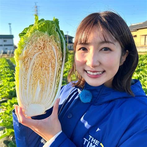 山﨑加奈さんのインスタグラム写真 山﨑加奈instagram「・ 昨日のthe Time中継🌱 焼津から、今が旬！中身がオレンジ色の