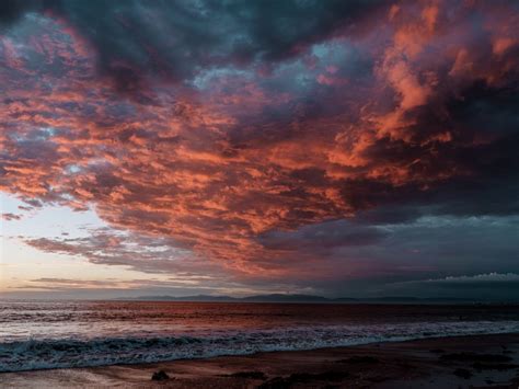 An Amazing Redondo Beach Sunset (w/ Fireworks) - Tom Bertolotti