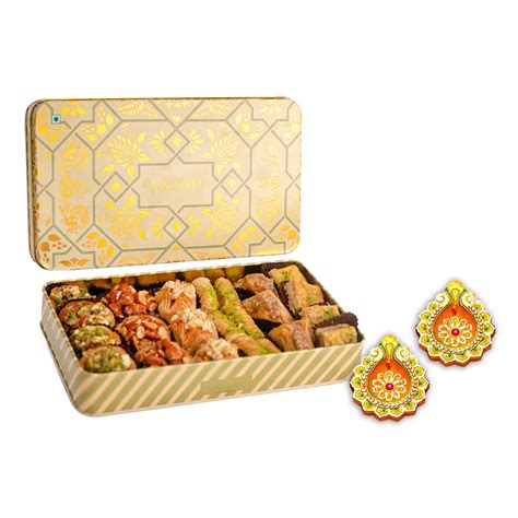 Anand Royal Baklava Rakhi Gift Box With Greeting Card Assorted Baklava