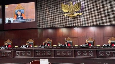 Putusan Mk Soal Batas Usia Capres Cawapres Dinilai Mengkhianati Akal