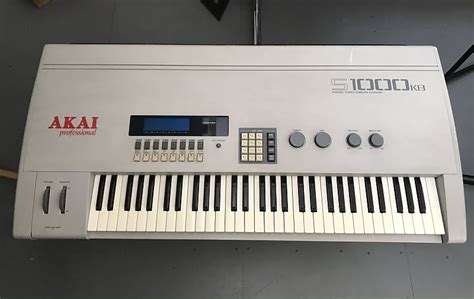 Super Rare Akai S1000KB MIDI Stereo Keyboard Digital Reverb UK