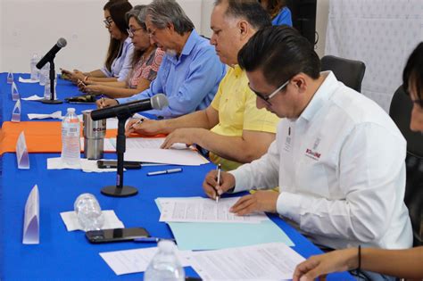 Signan Convenio La Secretaria Del Trabajo Y UNIPAZ Para Acercar