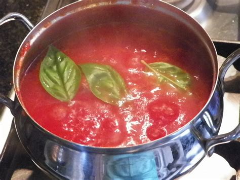 Sugo Al Pomodoro E Basilico Le Ricette Di Mamma L