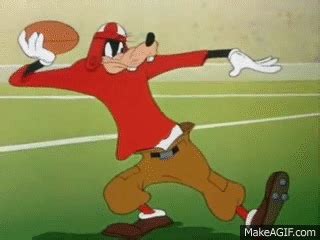 Goofy - How to Play Football (1944) on Make a GIF