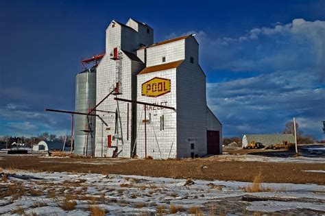 Saskatchewan Wheat Pool Grain Elevators Of Canada