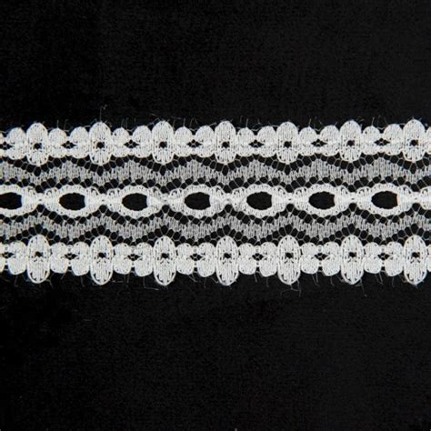 Daisy Nylon Eyelet Lace Trimming 8817 White Shine Trimmings Fabrics