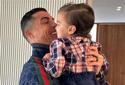 Cuál fue el tierno video de Cristiano Ronaldo con su hija que conmovió