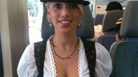 Wiesn Madl Bewerberin Sarah Aus M Nchen Fotostrecke