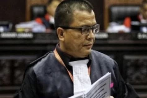 Denny Indrayana Dilaporkan Ke Bareskrim Polri Ini Sosok Pelapornya