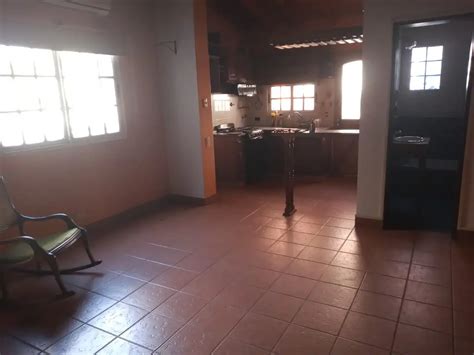 Venta Casa 43 Años 4 Dormitorios 200m2 Con Balcón Pasaje Pedro