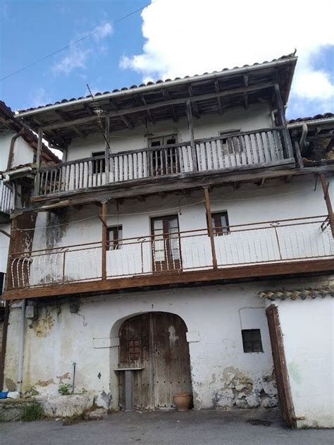 Casa De Pueblo En Venta En Barrio La Iglesia 2 Hazas De Cesto Idealista