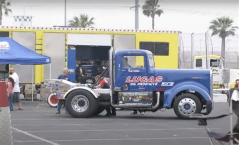 Video World S Fastest Semi Truck