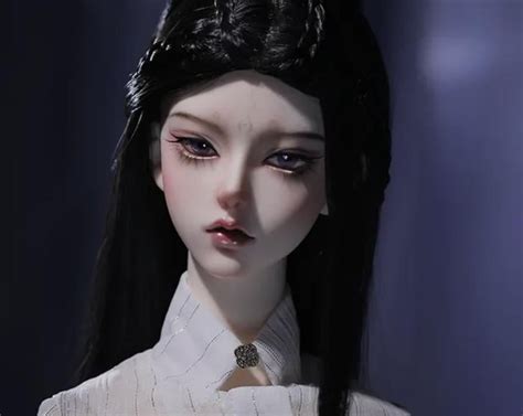 Anyone Recognize This Sculpt R Bjd